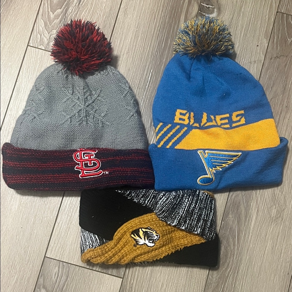 Missouri Sports Team Knit Beanie Set
